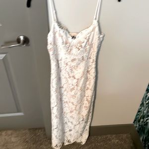 Lulus white lace midi with nude lining XS